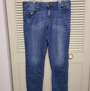 5/$25 Calvin Klein Boyfriend Jeans Size 33/16